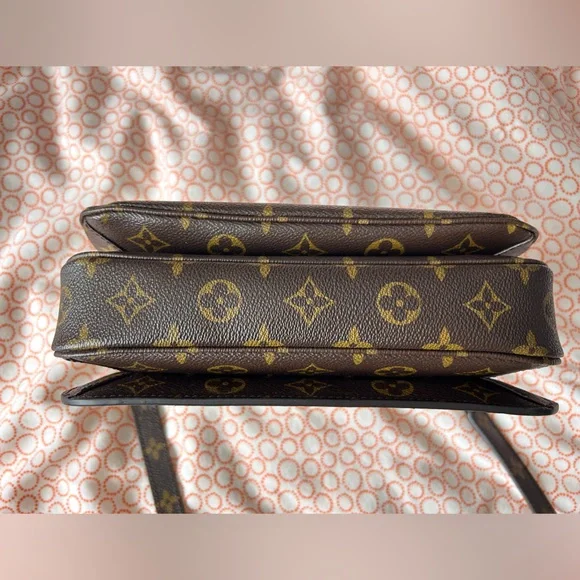 Louis Vuitton Monogram Metis Bag with 2 straps - Picture 11 of 17